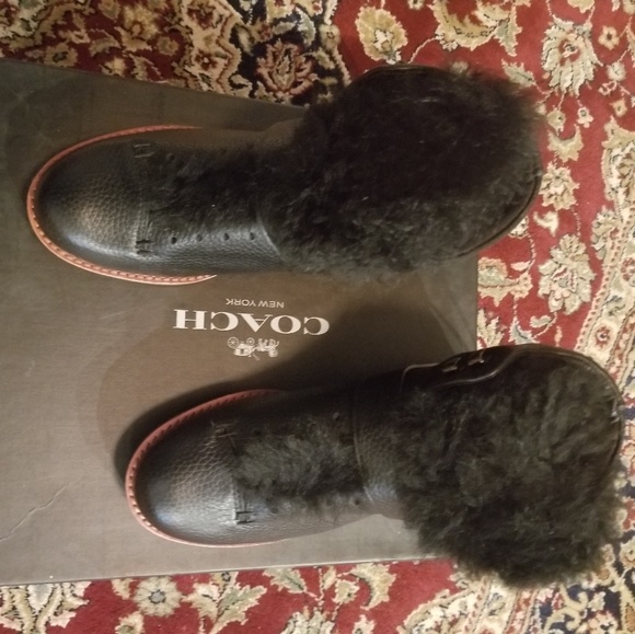 Coach Urban Hiker Boots NIB - Picture 3 of 7